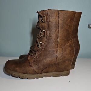 Brown Lace-Up Wedge Boots